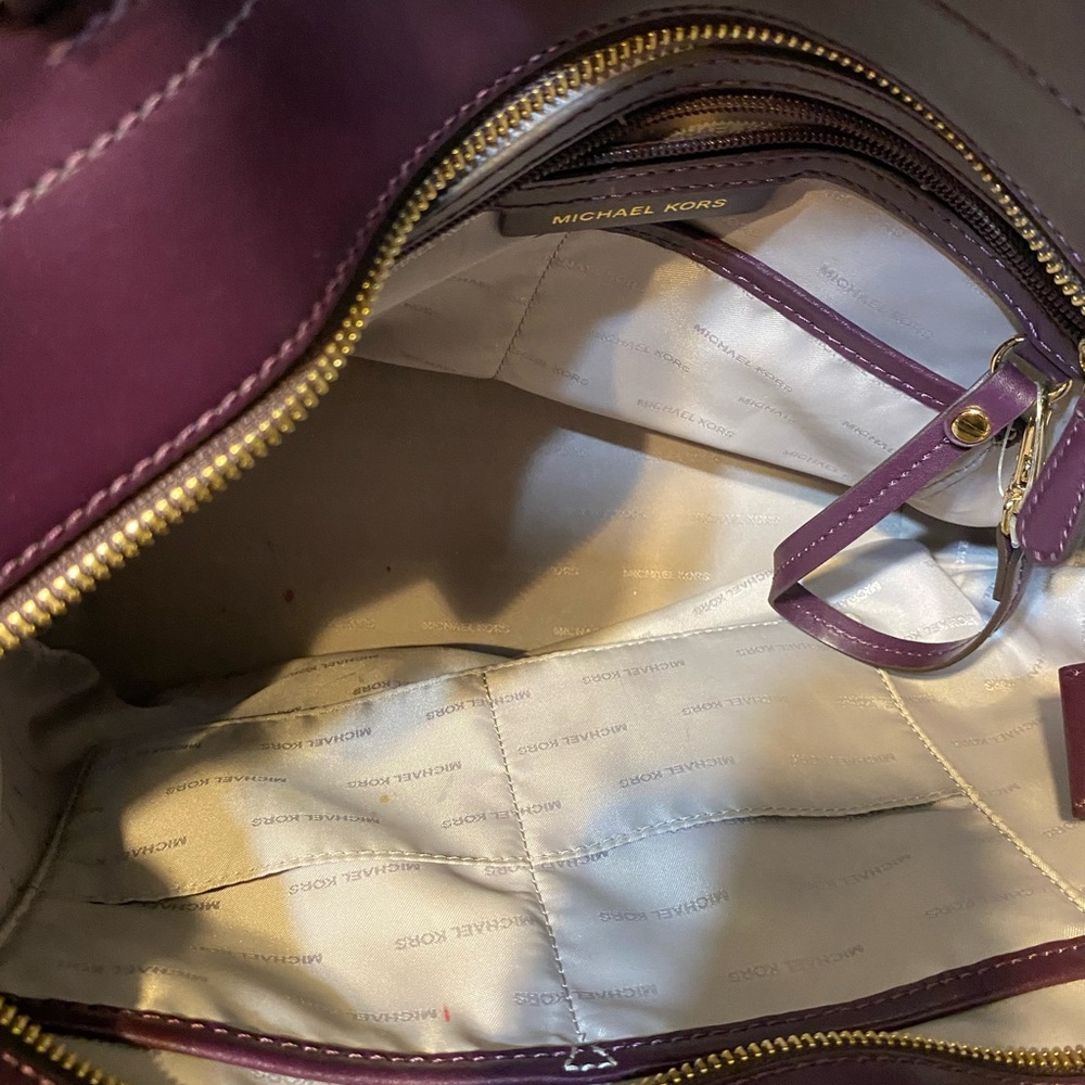 Michael Michael Kors Purple Leather Tote Bag - Picture 7 of 14